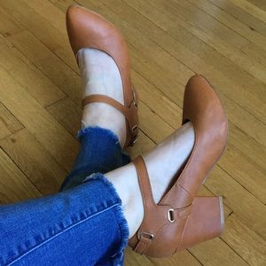 Modcloth Tan Chunky Heels